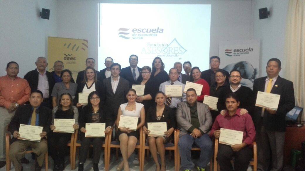 Liderazgo Cooperativo de FEDECACES fortaleciendo sus habilidades dirigenciales